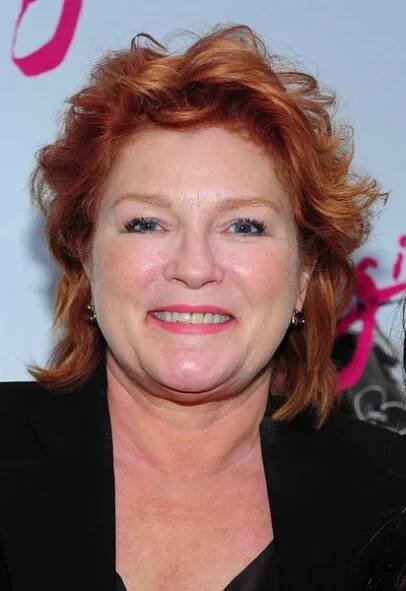 Kate Mulgeová na příjezdy do Gigi hudební zahajovací noční obrození na Broadwayi, Neil Simon Theatre, New York, NY 8. dubna 2015. Fotografie: Gregorio T. Binuya/Everett Collection — Stock obrázek
