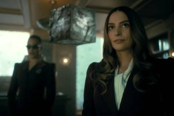 Sloane (Genesis Rodriguez) in 'The Umbrella Academy' season 3