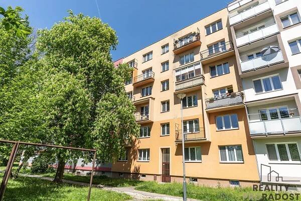 Prodej bytu 2+1 v Ostravě- Porubě | Realitní kancelář Ostrava Alžběta Večerková MBA, Reality Proradost