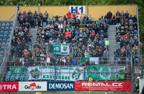 Opavský Zavadil trefil v nastavení ze sporné penalty výhru nad Karvinou