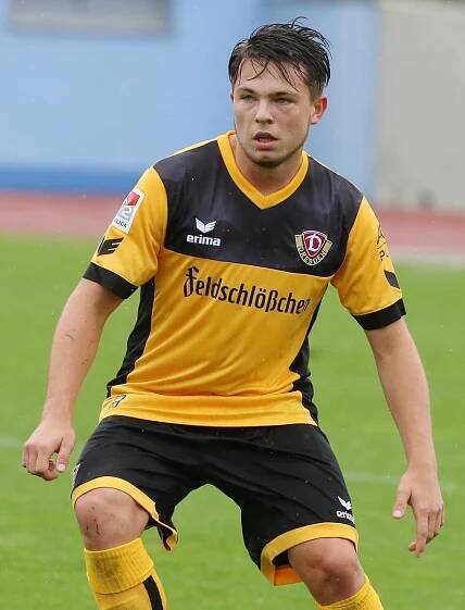 Z plácku za barákem do áčka Drážďan. Vasil Kušej podepsal pětiletý kontrakt