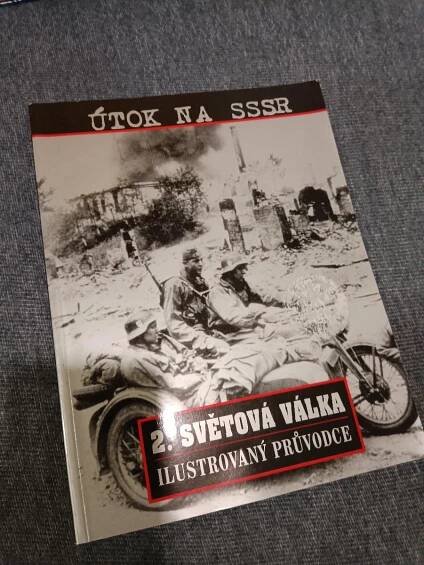 Kniha Útok na SSSR blitzkrieg Luftwaffe SS rudá armáda