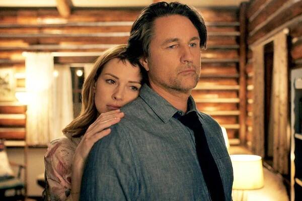 Alexandra Breckenridge as Mel Monroe and Martin Henderson as Jack Sheridan in episode 602 of 'Virgin River'.