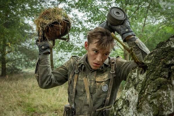 Deutschland 83 - Atlantic Lion (E03) (2015)