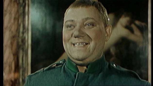 KVÍZ: Chlapi, nelejte to pivo z oken! Jak dobře znáte filmové hlášky?