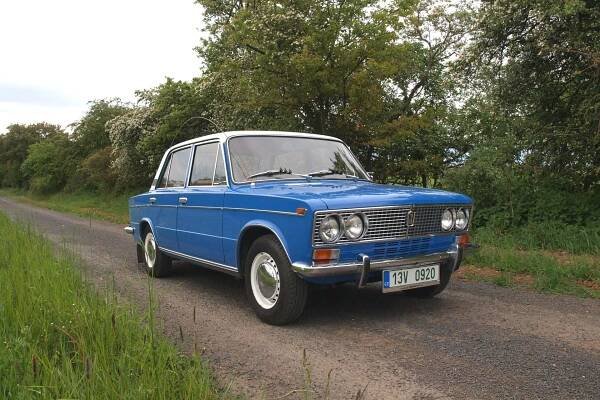 Lada 2103 | RetroVehicles 