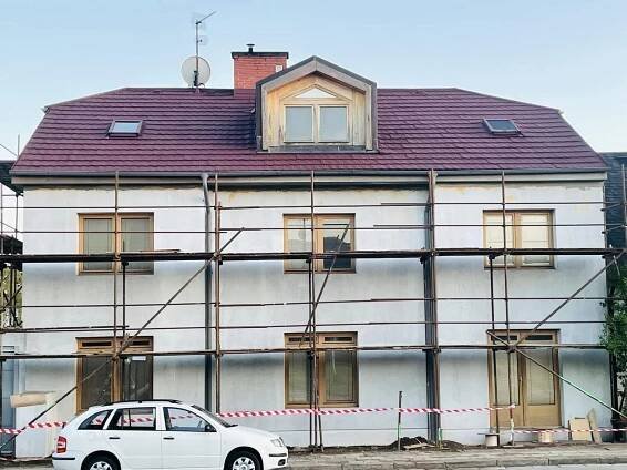 Renovační nátěr plechové střechy | VÍDENSKÝ | RENOVAČNÍ NÁTĚRY STŘECH