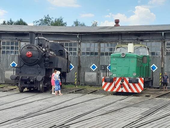 FOTO: Podívejte se. Turnovské depo otevřelo brány milovníkům vlaků a kolejí