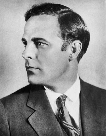 Category:Black and white portrait photographs of actors - Wikimedia Commons