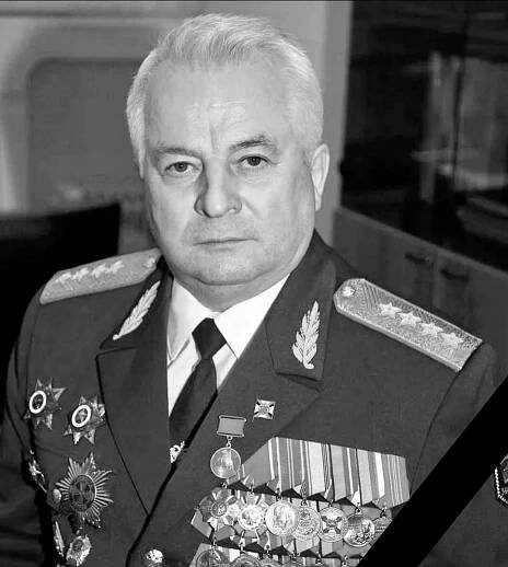 ЛЕНПЕХ - Ленинградское Высшее Общевойсковое Командное дважды Краснознаменное училище имени С.М.Кирова