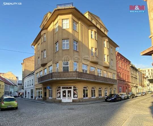 Pronájem bytu 3+1 145 m², Puchmayerova, Chomutov