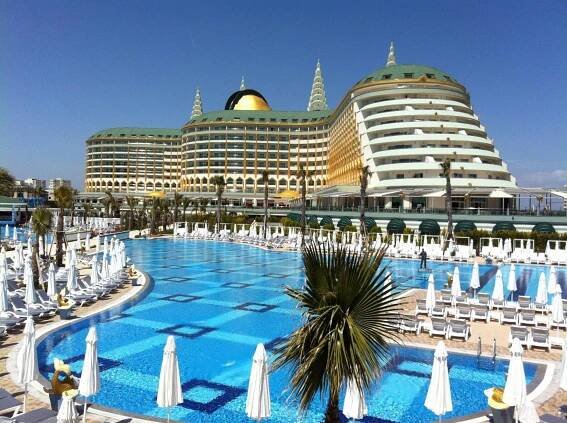 Rezort Delphin Imperial Lara