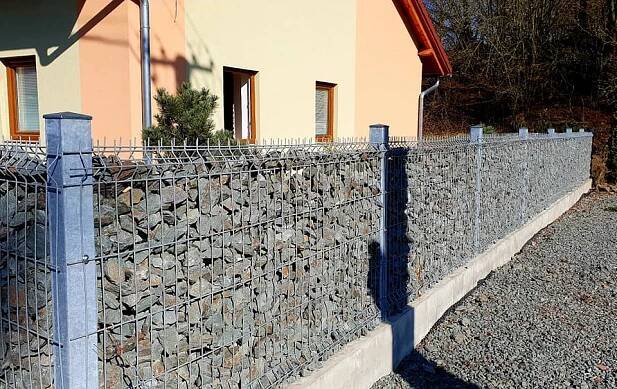 Panel výšky 103cm žárově zinkovaný 3D | E-pletivo.cz – ploty Vamberk