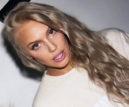 Alexandra Cooper – Bio, Facts, Family Life, Career