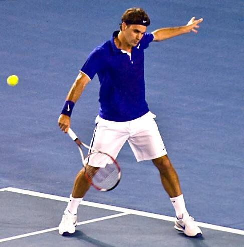 Soubor:Federer 2009 Australian Open crop.jpg