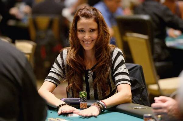 Shannon Elizabeth