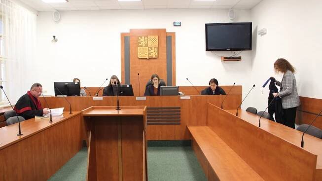 Surový útok strážníka proti opilci v Lipníku. Viník od soudu odešel s podmínkou