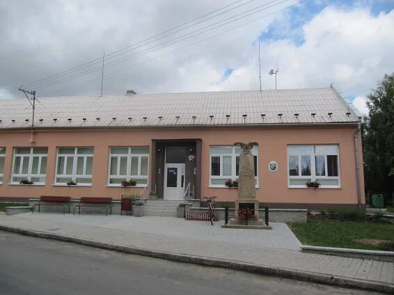 Soubor:Tvorovice, OÚ.jpg – Wikipedie