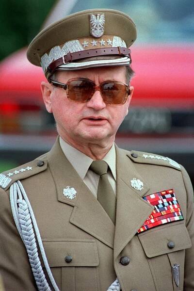Gen. Wojciech Jaruzelski, Solidarity’s Foil, Dies at 90 - The New York Times
