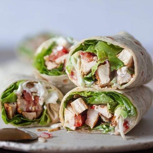 Meine HOFER Rezeptempfehlung: Chicken Ceasar Wrap