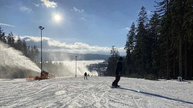 Lipno přidá lyžařům další sjezdovky, jezdí i malé areály
