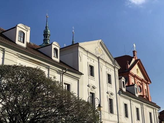 Soubor:Jezuitská rezidence - Stará Boleslav.jpg