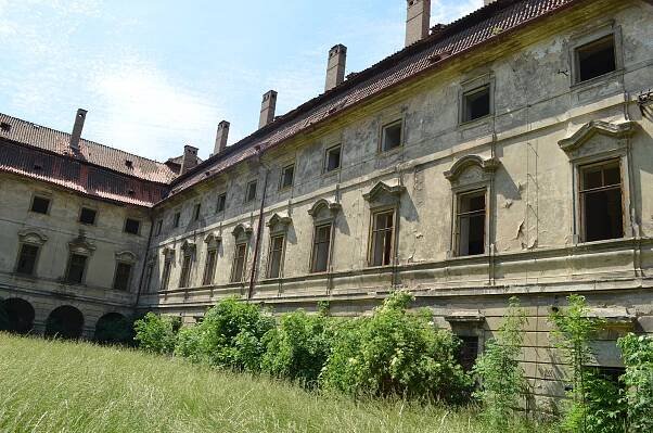 Je rozhodnuto. Postoloprty koupí zámek, zchátralou památku postupně opraví