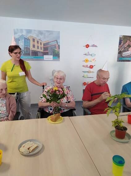 Červencová narozeninová oslava | Alzheimer Home