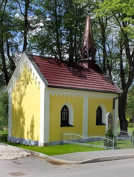 Soubor:Olešenka, chapel.jpg – Wikipedie