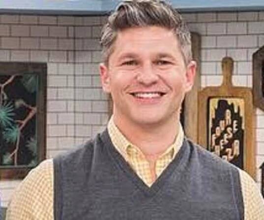 David Burtka Biography - Facts, Childhood, Family Life & Achievements