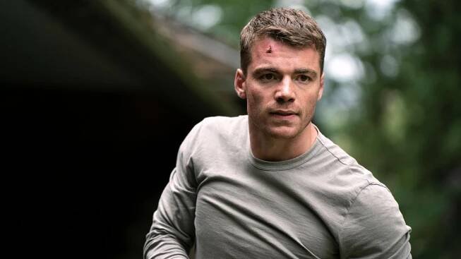 The Night Agent's Gabriel Basso Wants Peter Sutherland to Die