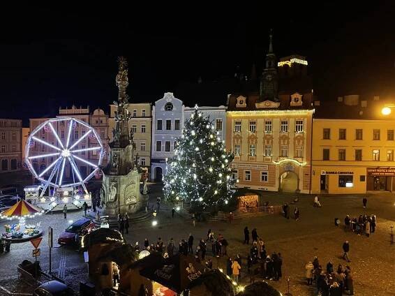 Vánoční trhy v Jindřichově Hradci 2024 - Objev Svět