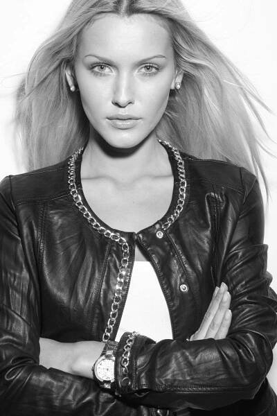 Linda Bartošová