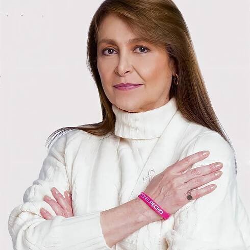 Daniela Romo - Telenovely.net ... vše o telenovelách na jednom místě