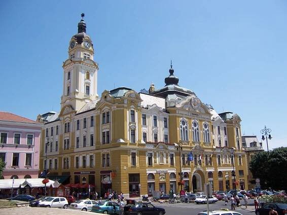 Soubor:Hungary Pecs 2005 June 038.jpg – Wikipedie