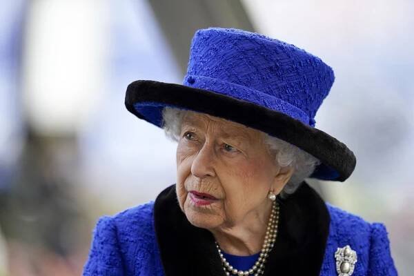 Britain’s Queen Elizabeth tests positive for Covid-19