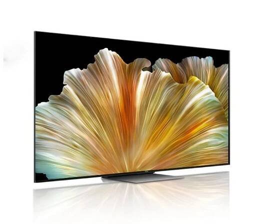 TCL C835