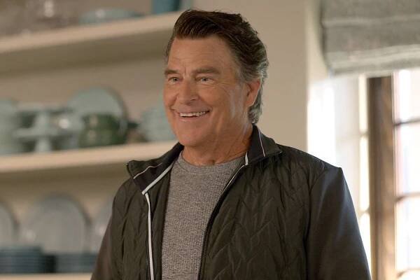 Ted McGinley in Shrinking 