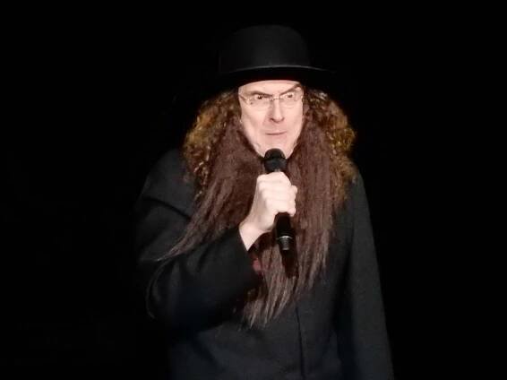 Weird Al Yankovic at Radio City Music Hall. Photo by slgckgc CC BY 2.0