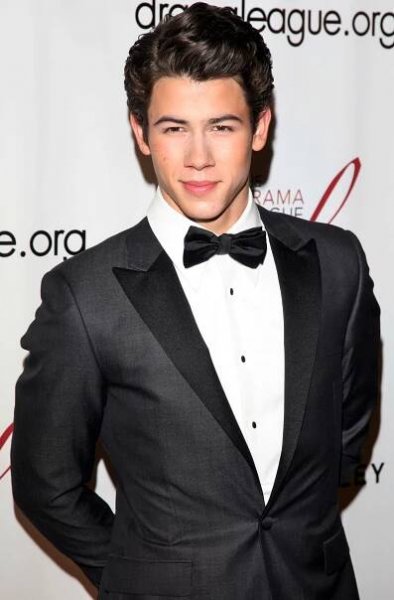 Súbor:Nick Jonas - 2012 Drama League Benefit Gala-2.jpg – Wikipédia