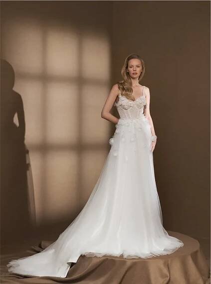 Wedding dresses wholesale from the manufacturer Elly Bride