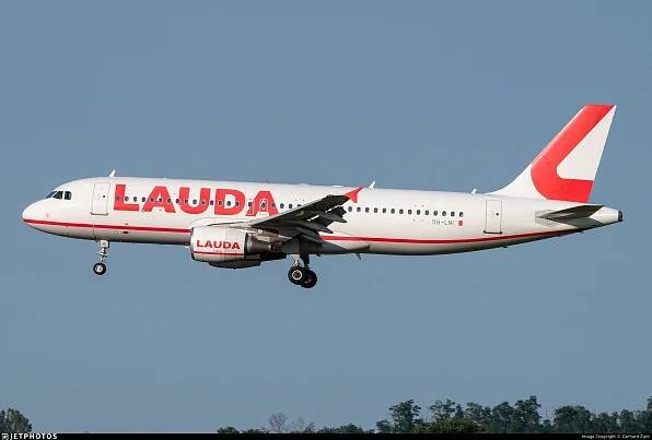 Photo of 9H-LMI - Airbus A320-214 - Lauda Europe