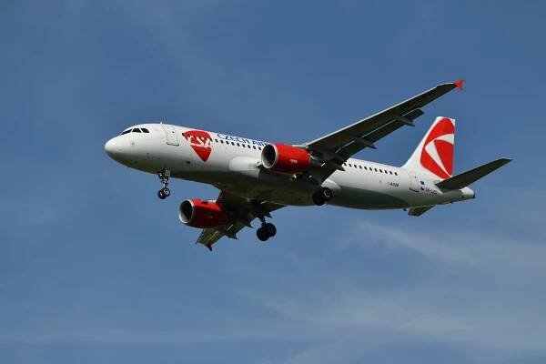 Súbor:Czech Airlines Airbus A320 OK-LEG.jpg