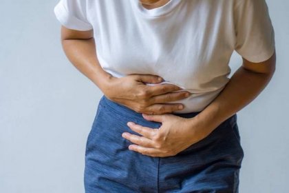 Příznaky a příčiny bolesti břicha