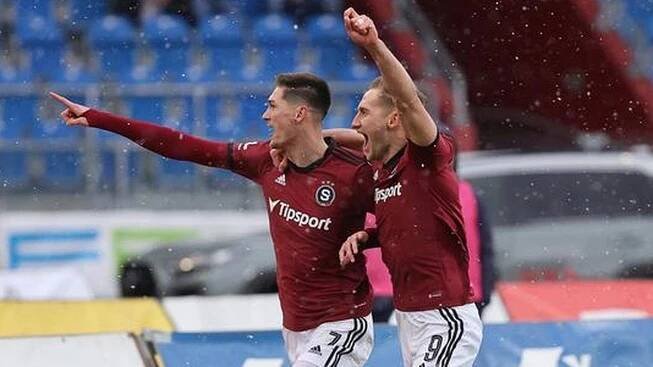 Gólové manévry Čvančary s Kuchtou? Reprezentaci se to může hodit, myslí si kanonýr - Sport.cz