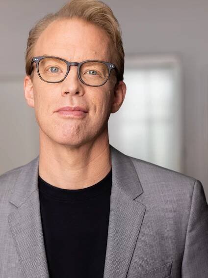 Actor — Michael James Bell
