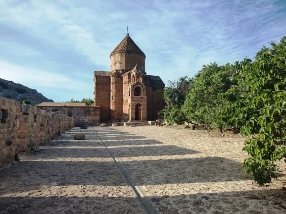 Východní Turecko - po stopách starověkých civilizací, za přírodními krásami a unikátními památkami