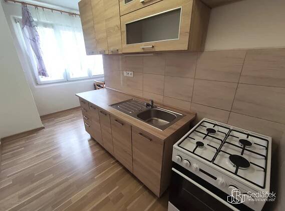 Pronájem Byt 1+1, Májová, Cheb