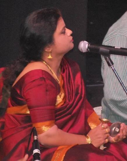 Dance and music are her expressions of spirit: – THE DANCE INDIA