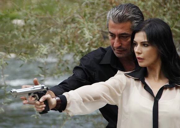 Pomsta nebo láska - Z filmu - Erkan Petekkaya, Hatice Şendil